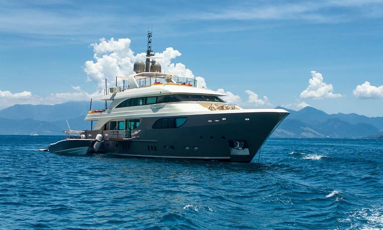 What’s Included in an “All-Inclusive” Yacht Charter?