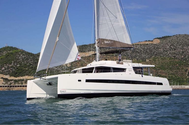 all inclusive charter catamaran for 10 guests in the BVI Cocktails and Dreams